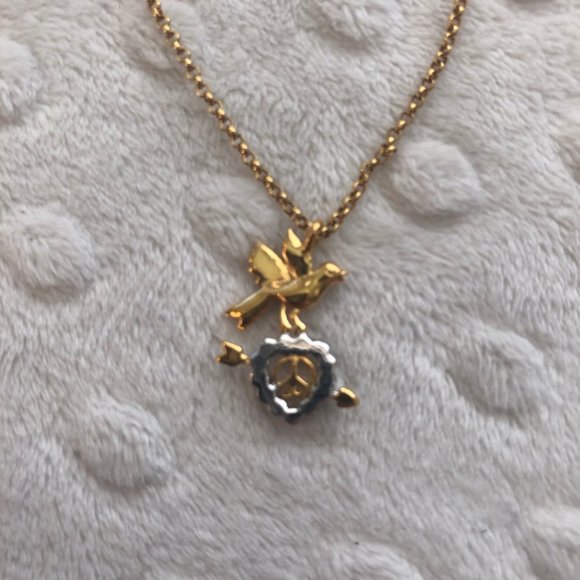 Juicy Couture Peace and Dove Necklace - Picture 4 of 7